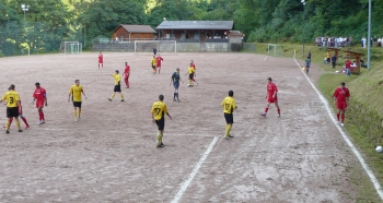 Schwer zu bespielen war das Forbacher Hartplatz für den FC 04 schon immer!